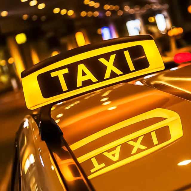 Изображение, картинка, фотография Таксист Uber, Bolt и Free Now